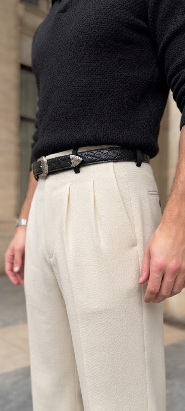 ZAYNOR PLEATED OFFWHITE PANTS